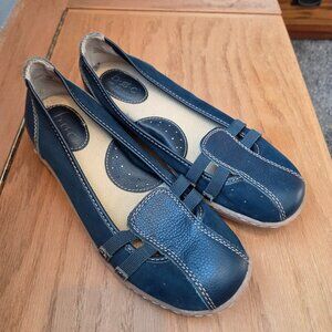 BOC Leather Flats Shoes Blue suede and leather  size 7